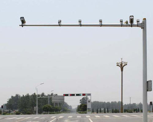 军垦路街道监控灯