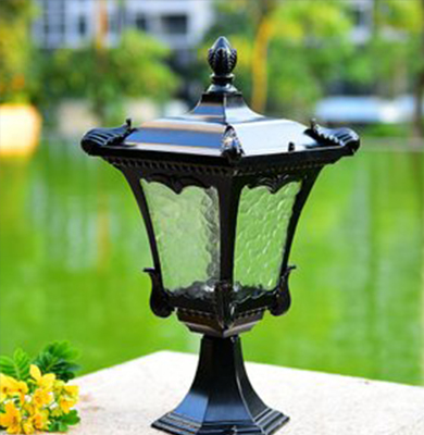 军垦路街道柱头灯 军垦路街道柱头灯