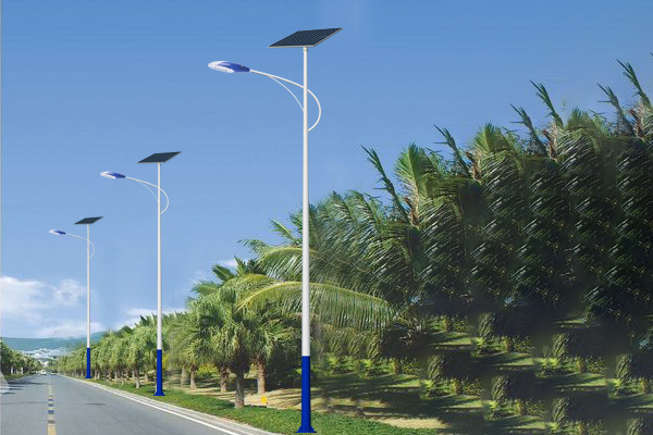 1742828402918406.jpg 军垦路街道太阳能路灯.jpg