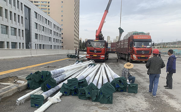 军垦路街道太阳能路灯灯杆垂直度矫正方法与维护