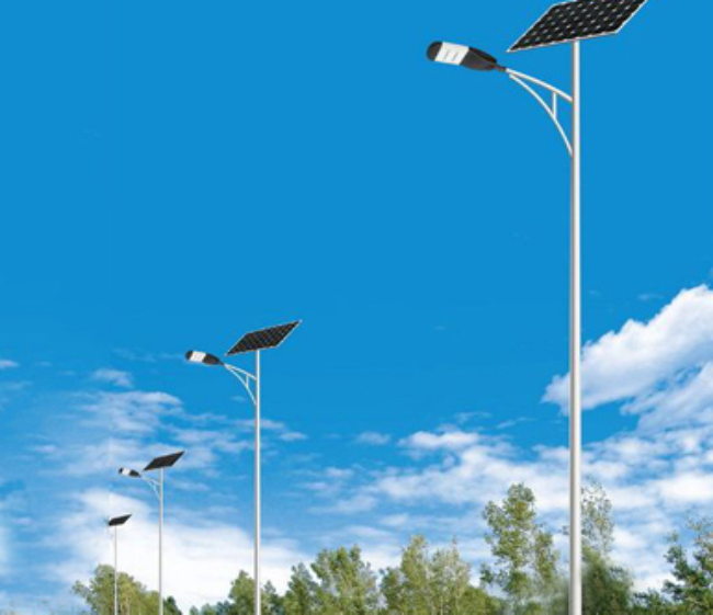 军垦路街道太阳能路灯维护时，这些细节别忽略！